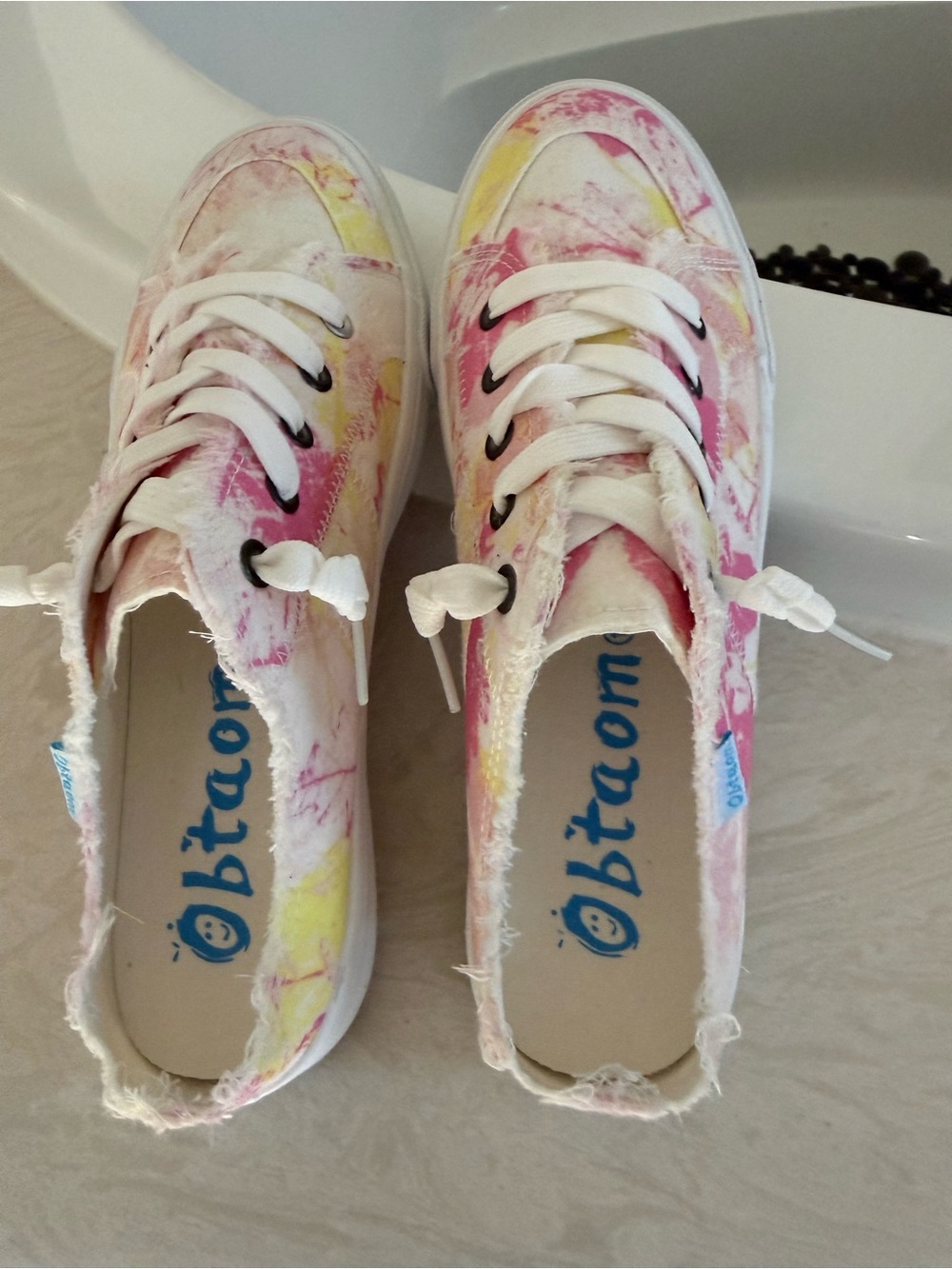 Obtaom Slip On Cushion Sneakers with Frayed Edges Yellow Pink New without Box 10